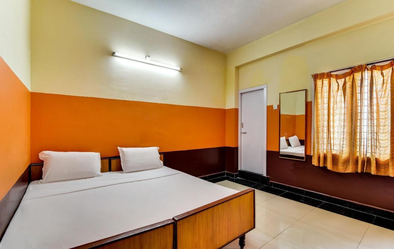 Hotel O Srinivasa Residency Lodge Tirupati Buitenkant foto